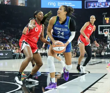 Lynx roll to WNBA-record 53-point road win against Aces